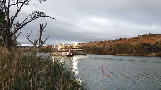 Large paddlesteamer